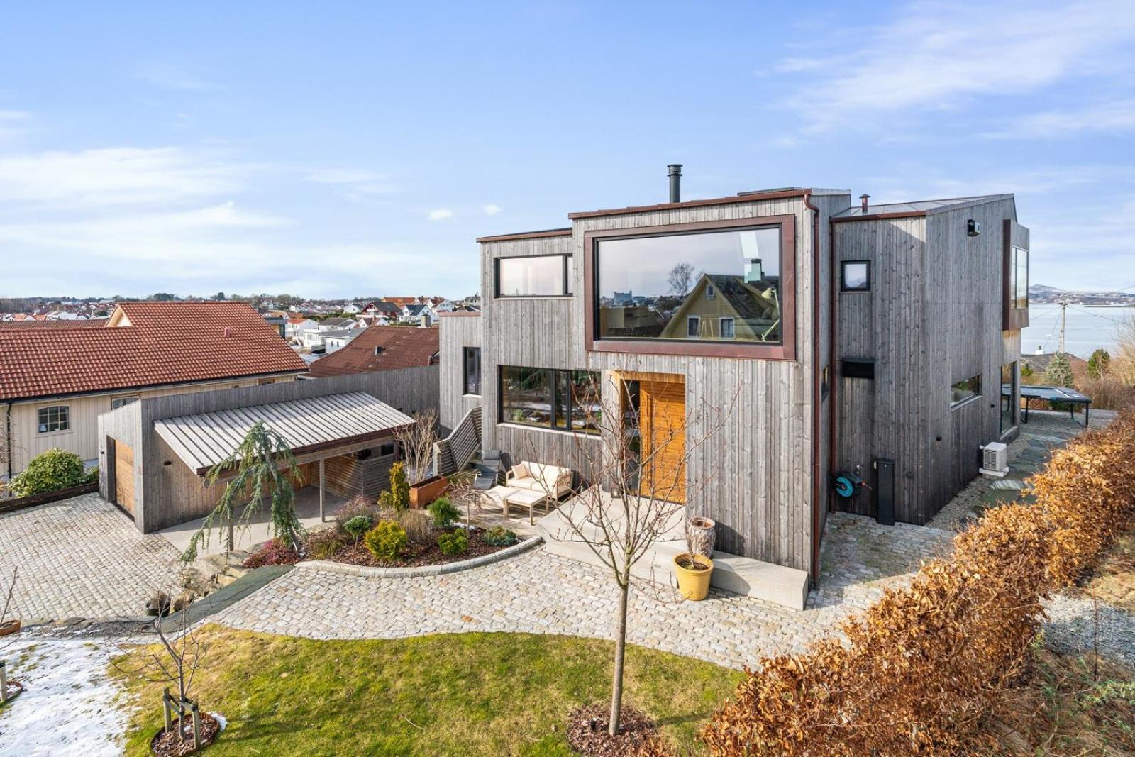 Casa Roaldsoy Feriehus *